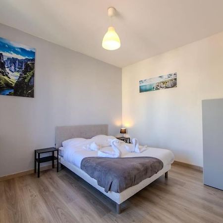 Le Courteline - Villeurbanne Centre ภายนอก รูปภาพ