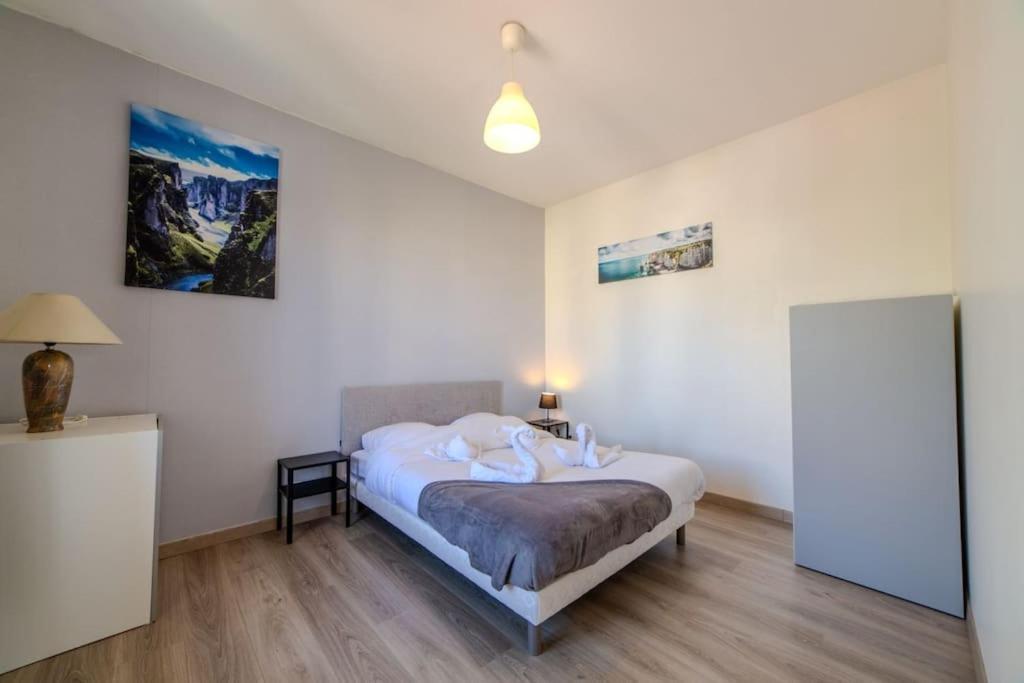 Le Courteline - Villeurbanne Centre ภายนอก รูปภาพ
